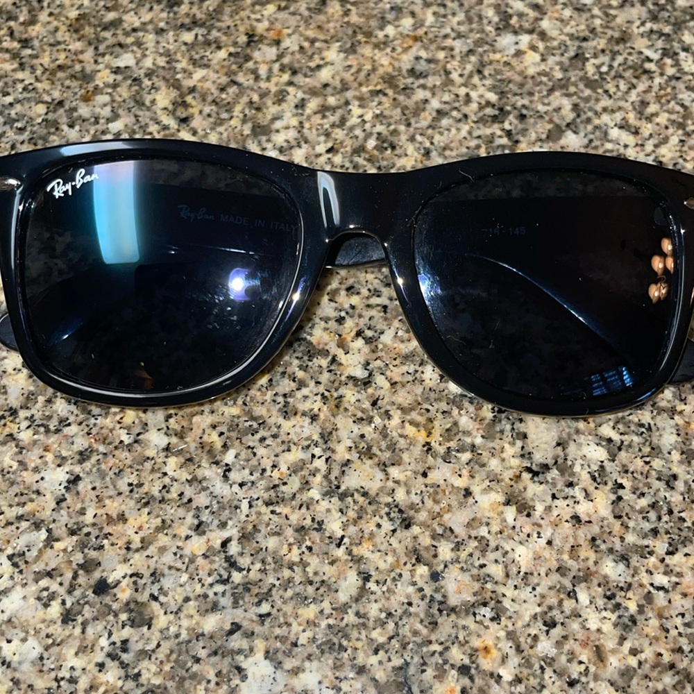 Black sunglasses